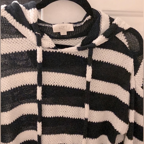 Loft mesh crochet 3/4 sleeve hoodie - Picture 2 of 14